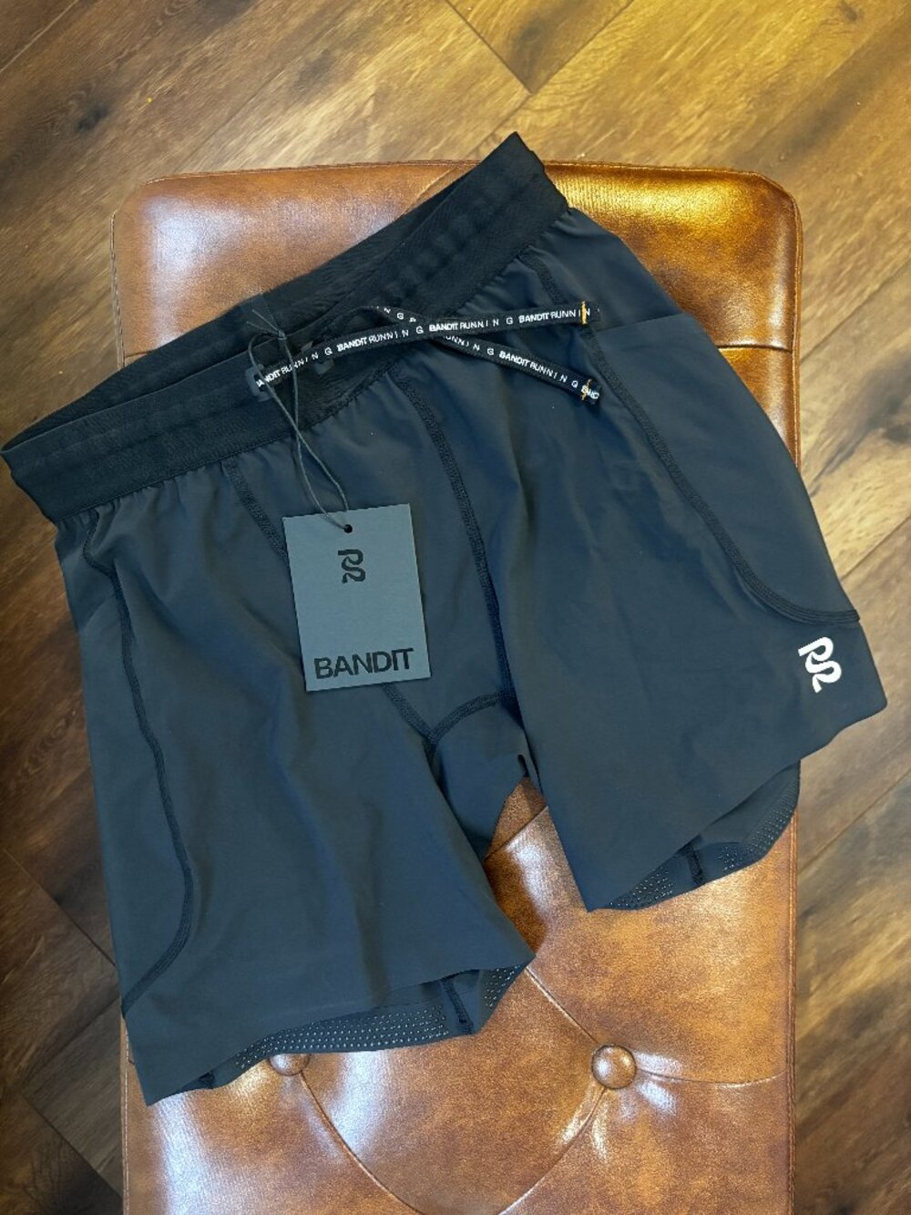 Bandit Running SoLite 5 Pocket Quarter Tights | Black | Mens Small